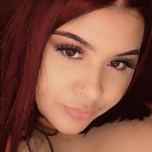 Meet your Posher, Danyra